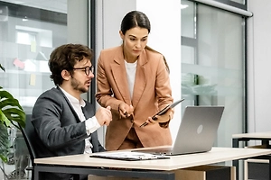 Работодатель имеет право уменьшить зарплату злостным курильщикам