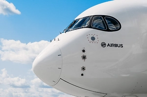Вылетевший из Сантьяго самолёт Airbus подал сигнал о ЧС у берегов Чили