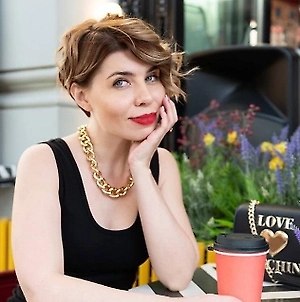 Несмотря на то, что метель в России для нас — это что-то вроде генетического кода, каждую зиму мы испытываем настоящий стресс при выпадении снега, ведь жизнь современного человека в мегаполисе и так подчас требует повышенных физических и психических нагрузок.