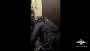 Группу иностранцев задержали за печать фальшивых документов для мигрантов в Москве