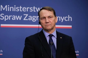 Сикорский призвал Маска отключить Starlink на Украине