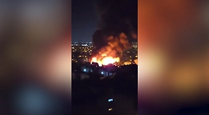 Мощный взрыв на фабрике в Буэнос-Айресе вырубил свет на километры вокруг