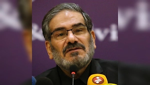 Советник Хаменеи дерзко ответил Трампу на угрозу прийти на помощь «мирным протестующим»