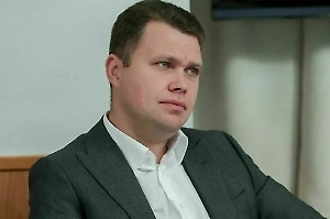 Использование материнского капитала для строительства собственного дома – одно из самых востребованных направлений государственной поддержки семей. Оно позволяет обзавестись жильём, отвечающим потребностям семьи. Однако с получением этой помощи возникает и строгая юридическая обязанность – оформить построенное жильё в общую собственность всех членов семьи, включая детей. Это не просто формальность, а гарантия имущественных прав ребёнка, которую государство требует обеспечить.