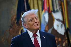 Генсек НАТО Рютте призвал Европу быть благодарной «папочке» Трампу