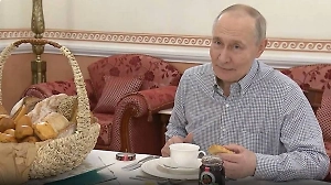 Путин на совещании упомянул пекарню «Машенька» и призвал защитить малый бизнес