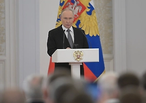 «Уже продавали»: Путин напомнил Дании об исторической сделке с США