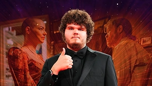 Из школьника-самоучки до «Оскара»: как 17-летний школьник с аутизмом получил роль в «Бугонии» 