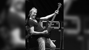 Экс-басист группы Scorpions Фрэнсис Буххольц умер от рака