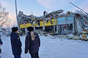 Строитель рассказал, почему обрушившийся в Новосибирске ТЦ не подлежал госстройнадзору
