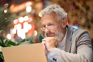 В Госдуме предложили повысить пособия по безработице для предпенсионеров