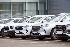 Mash: 500 новых иномарок застряли в Китае из-за запрета на вывоз свежих машин