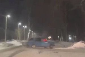 В Ленобласти 17-летний дрифтер без прав пытался сбежать от инспекторов ГАИ