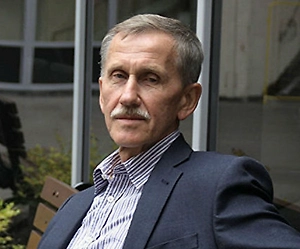 Что касается пребывания на Кубе, если начнутся военные действия, то, наверное, неправильно будет открывать туда поездки, в том числе и россиянам. Потому что военные действия могут оказаться в фокусе. Поэтому, я думаю, надо будет выискать рекомендации, скажем, временно воздержаться от поездок на Кубу. 