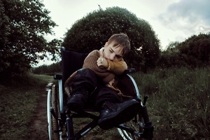 Победитель «Голос. Дети» Данил Плужников поёт на улицах Москвы