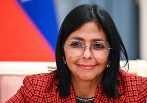 Власти Венесуэлы опровергли планы и.о. президента Родригес приехать в США