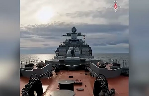«Североморск» и «Вице-адмирал Кулаков» показали мощь ВМФ на учениях