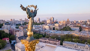 «План давно разработан»: Почему Запад заговорил об эвакуации посольств из Киева