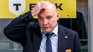 «Металлург» временно отстранил Андрея Разина от поста главного тренера