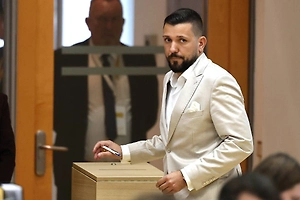 Представитель АдГ впервые возглавил ландтаг в Германии