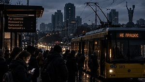 Несколько районов Киева остались без воды, света и транспорта