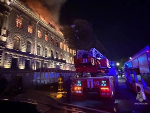 СК начал доследственную проверку после пожара в особняке Миллера в Петербурге