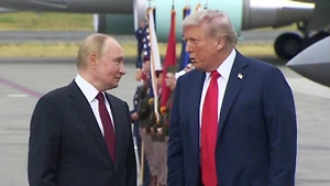 Путин заявил о добрых многолетних отношениях с Трампом