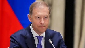Мантуров проверил сборку первых 18 серийных самолётов МС-21 на Иркутском заводе