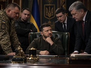 Интриги за спиной: Таролог раскрыл, кто из близкого окружения Зеленского жаждет его свергнуть