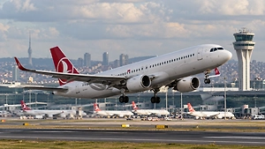 Шесть самолётов Turkish Airlines повторно вылетели в Москву после разворота