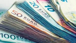 «Не знаем, где взять деньги»: требование Зеленского о €70 млрд поставило Европу в тупик