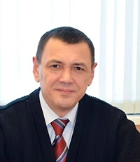 Образы создаются именно в области коры. Подкорка регулирует стволовые отделы — это так называемые витальные центры. Там регулируются сердцебиение, дыхание, пищеварение, гормональный фон. Там нет никаких образов, там регулируется работа систем. А вот кора отвечает за всю высшую нервную деятельность. Мы ведь и сейчас живем во многом за счёт подкорки: всё регулируется без нашего сознательного участия, сердце стучит само по себе. Кора же отвечает за общение и когнитивные функции. Человек должен понимать, строить логические цепочки — за это отвечает кора.