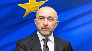 Узкая камера для Пышного: Украинист допустил пожизненный срок для банкира и выход следствия на Зеленского