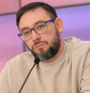 У нас был долгий период, когда всё собиралось на международных открытых компонентах, в числе которых есть и эти PHP-решения