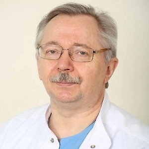 Но CAR-T-терапия — абсолютно не панацея. Если человек придет на ранней стадии, обычный хирург удалит опухоль, и на этом всё. А CAR-T-терапия стоит миллионы долларов