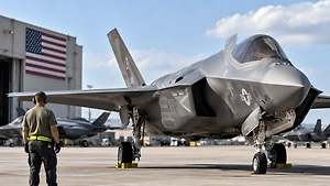 Пентагон заказал сотни стелс-истребителей F-35: США готовят масштабное производство на 10 лет