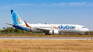 Рвался к штурвалу ради теракта: Пилот Flydubai напал на капитана с топором