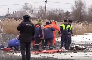 В Хабаровском крае двое детей погибли, провалившись под лёд вместе с матерью