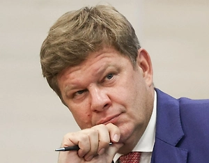 Но после нашей радости от допуска команды могут возникнуть вопросы: визовая поддержка, логистика, как это будет выглядеть, формат соревнований, как нас будут устраивать, дадут ли нам визы? Столкнёмся ли мы с сопротивлением чешско-скандинавского лобби? Поэтому тут очень много вопросов, которые предстоит решить