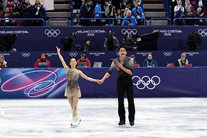 Японские фигуристы Миура и Кихара выиграли соревнования в парах на Олимпиаде
