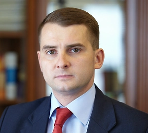 Реализация инициативы предполагает привлечение различных категорий соискателей: официально зарегистрированных безработных и самозанятых граждан, а также лиц, ищущих дополнительный заработок, и несовершеннолетних работников при условии соблюдения всех действующих для них законодательных ограничений. 