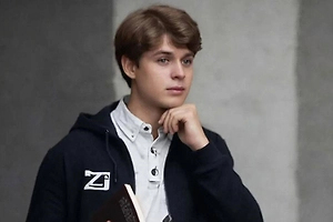 «Заряд энергии спустя век»: Филологи раскрыли, почему Есенин стал крашем зумеров и чем в этом помог ИИ