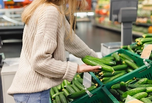 В «Пятёрочке» отреагировали на слухи об ограничениях на продажу огурцов в одни руки