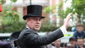 Принца Эндрю полиции сдал экс-премьер Британии