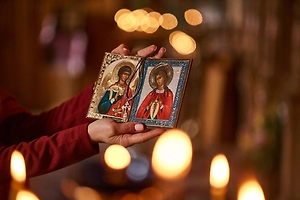 Россиян предупредили, что за обращение к гадалкам придётся платить душой и здоровьем