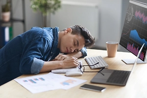 Выспаться за  4  часа: Сомнолог подтвердила существование «мутации бодрости»