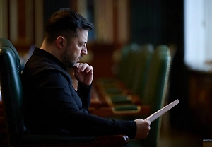 Зеленский запретил простым украинцам бесплатно приватизировать жильё