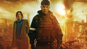 Глеб Калюжный на день вернулся из армии, чтобы записать каверы для военной драмы «Малыш»