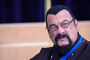 Риелтор подсчитал истинный ценник подмосковного особняка Стивена Сигала