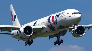 Пассажиры Azur Air наблюдали вспышки и взрывы из двигателя на взлёте с Фукуока